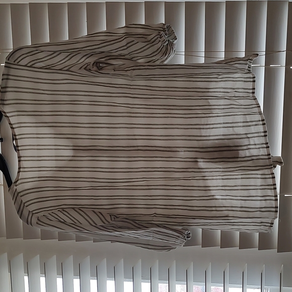 BLUE RAIN  White and Green Striped button and tie top - Picture 2 of 3